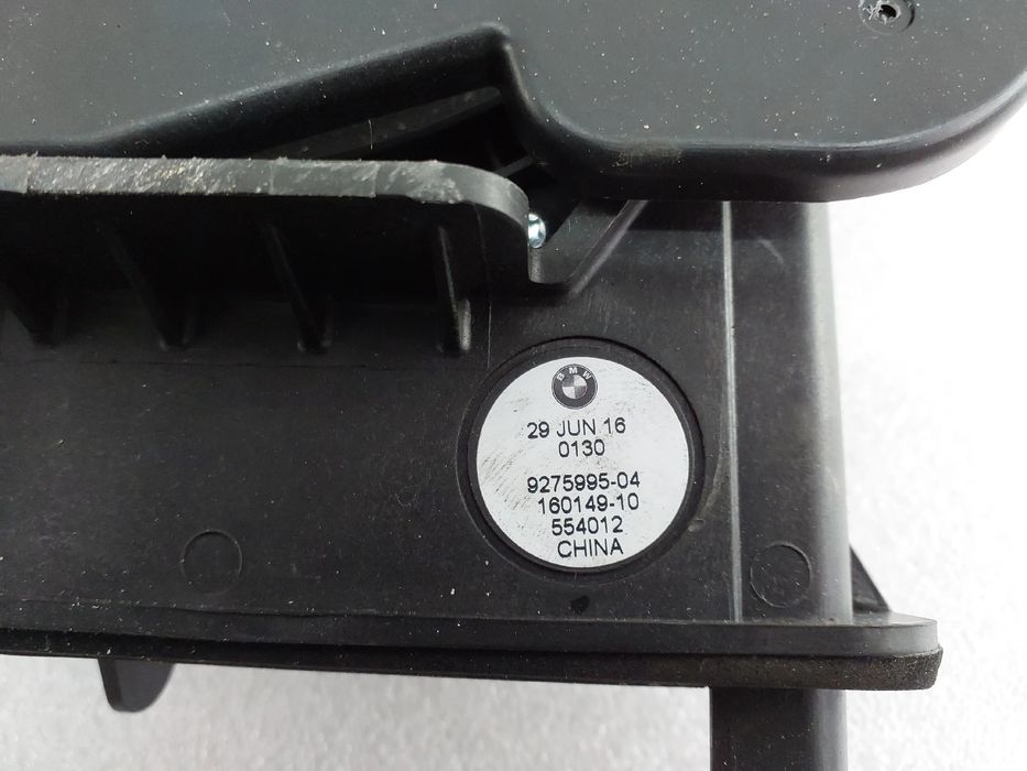 Coluna de som BMW X1 (F48)