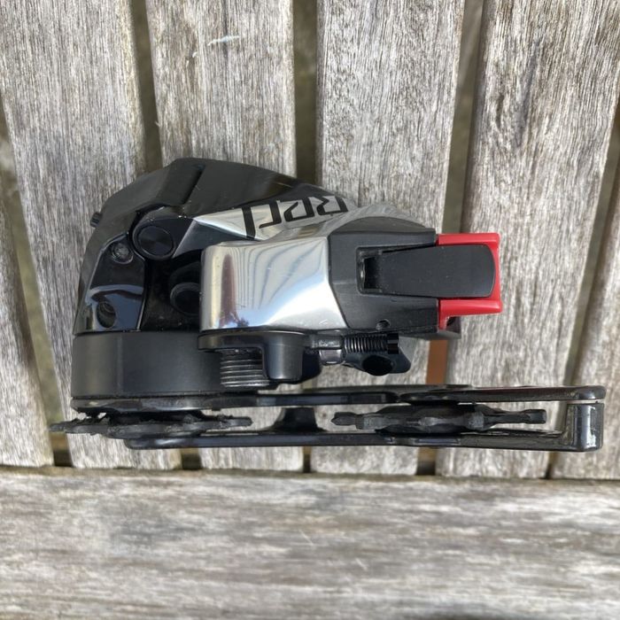 Desviador traseiro de 12 velocidades SRAM Red eTap AXS D1