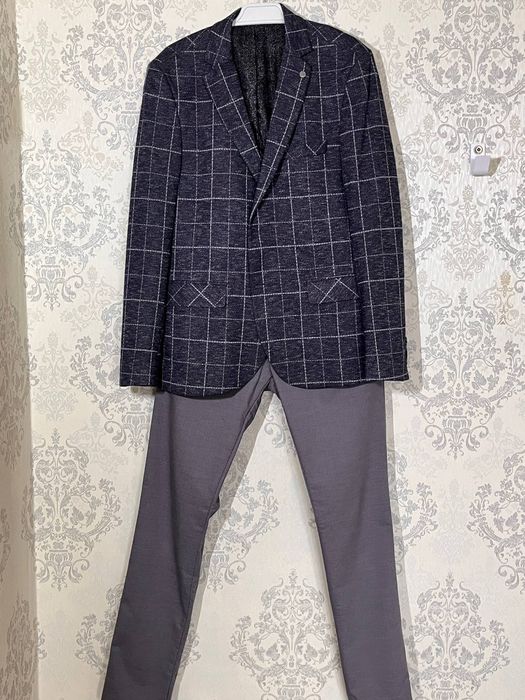 Костюм на випускний