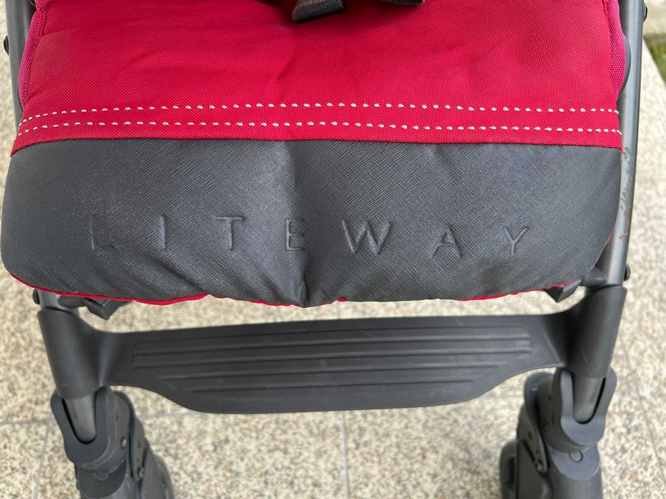 Chicco Lite Way 3 Carrinho, Vermelho (Red Berry)