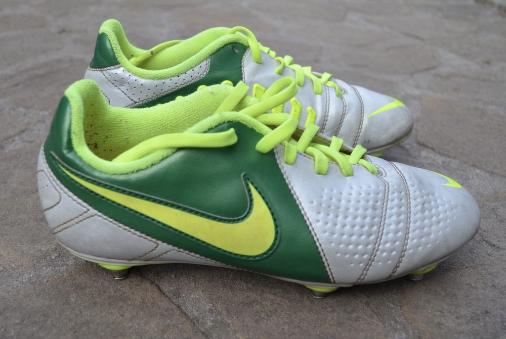 nike ctr 360 - Купити футбольне екіпірування - Ціна на OLX.ua