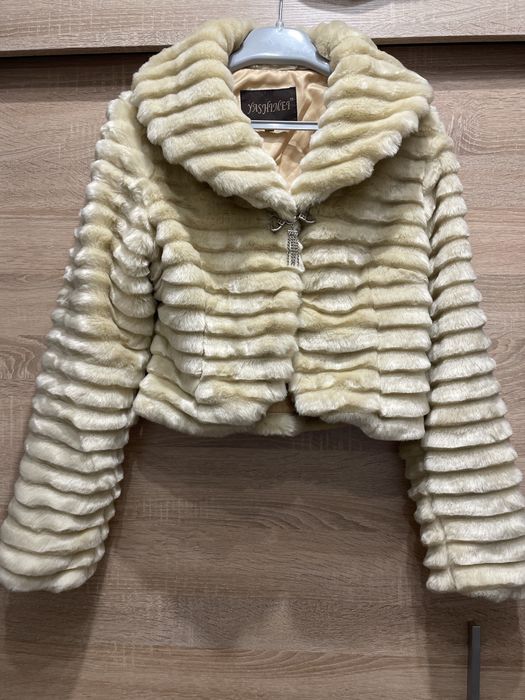 Futerko bolerko kolor naturalny rozmiar M