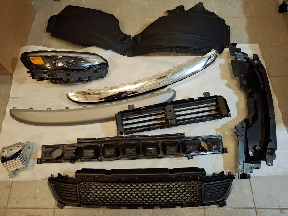 Решітка бампера Jeep Cherokee 19-21 68288039AB 68288045AB Джип Черокі бампер фара туманка молдинг кріплення бачок накладка губа жалюзі кріплення птф