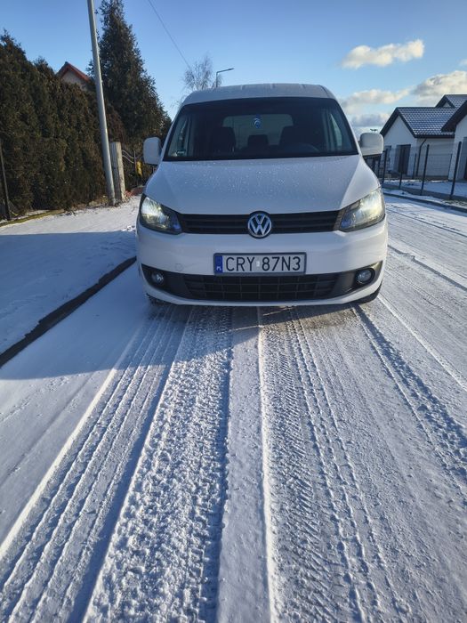 VW Caddy 3  2013rok 1.6 tdi hak holowniczy