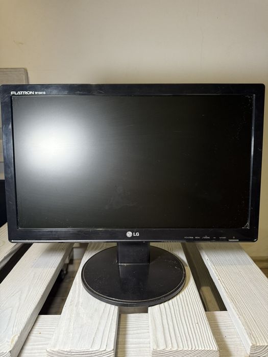 Монитор LG Flatron W1941S-PF 19"