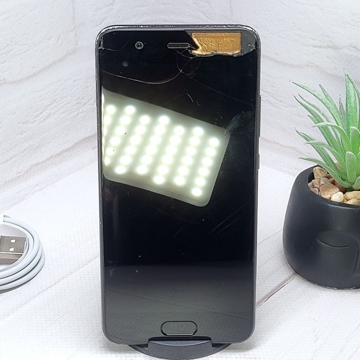 Продам телефон Huawei P10 4/64 Gb NFC в робочому стані