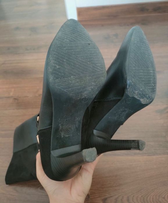 Kozaki damskie na szpilce