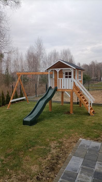 Domek dla dzieci solidny