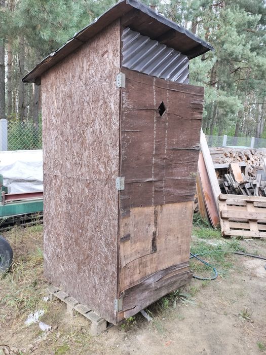 WC na działkę budowe