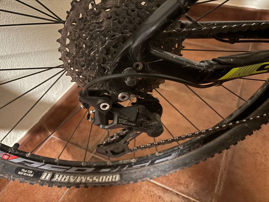 Bicicleta scott scale 980