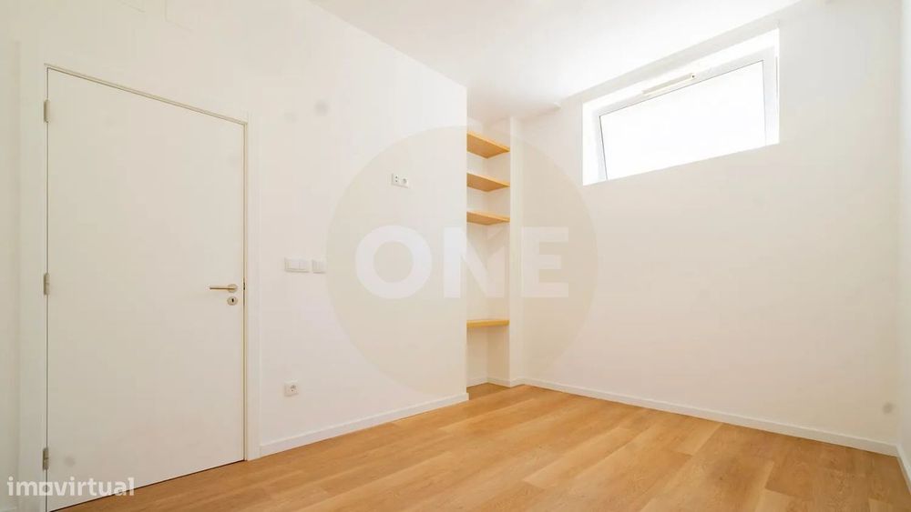 Apartamento T3 Remodelado, no bairro da Codivel, Odivelas
