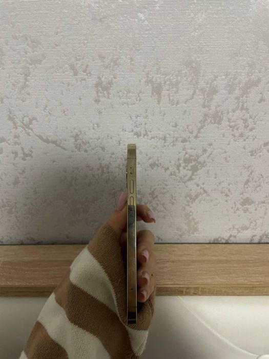 Продам Iphone 12 pro 128 GB