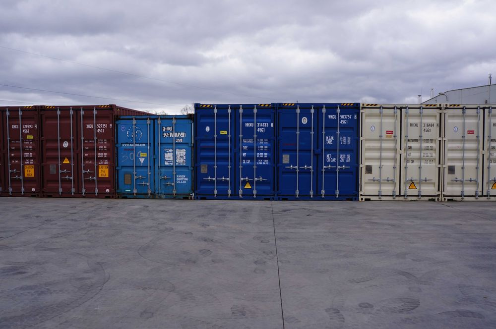 Wynajem  Magazynów Kontenerowych, garaż, self storage, dozór 24/7 15m2