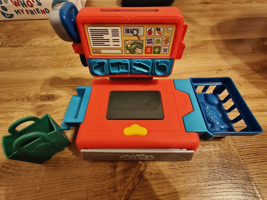 Kasa sklepowa play doh, wydaje dźwięki