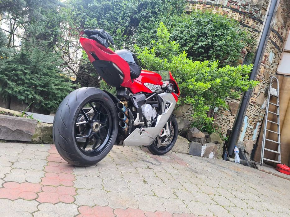 Ducati hypermotard 1100