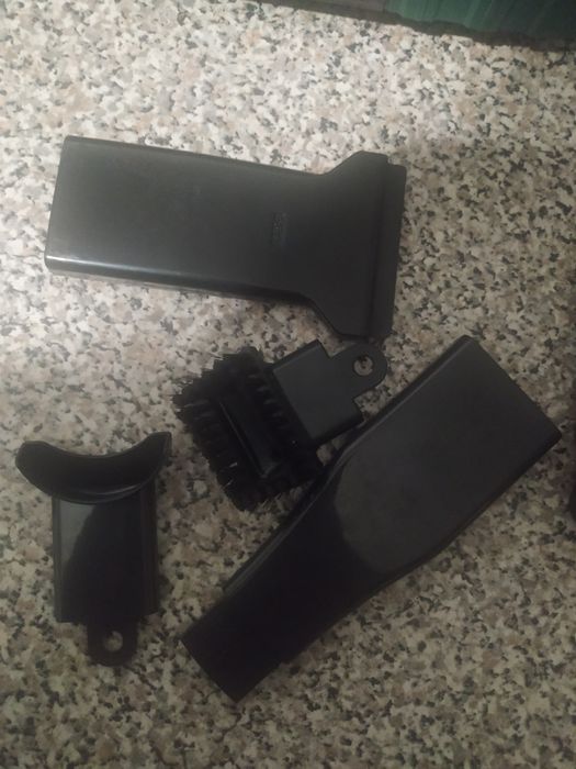 Vendo aspirador, máquina fotográfica e máquina de cortar cabelo