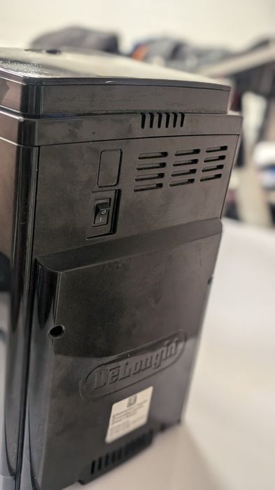 Зернова кавомашина DELONGHI