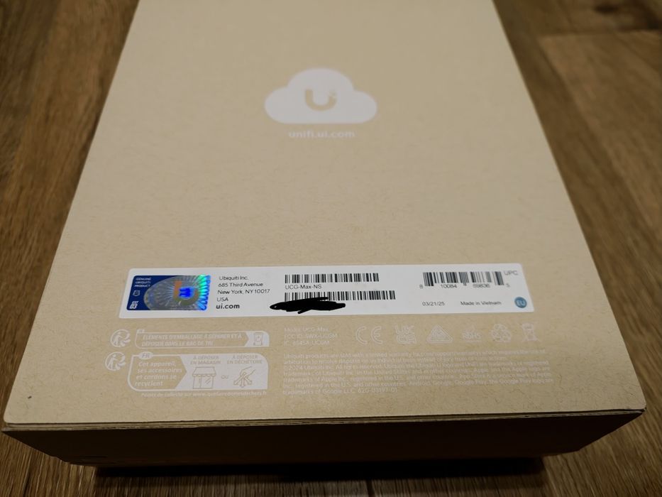 UCG-MAX-NS - Ubiquiti Cloud Gateway Max + gratis