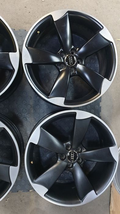 4×Felga aluminiowa Audi OE 7.5" x 18" 5x100 ET 39,5 ROTOR S-LINE 18