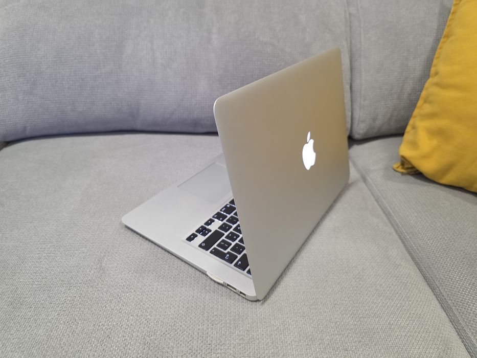 Macbook Air 13" 2015 i5