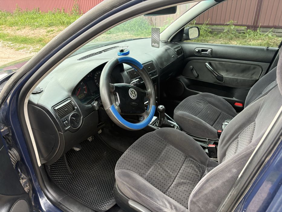 Продам Volkswagen Golf