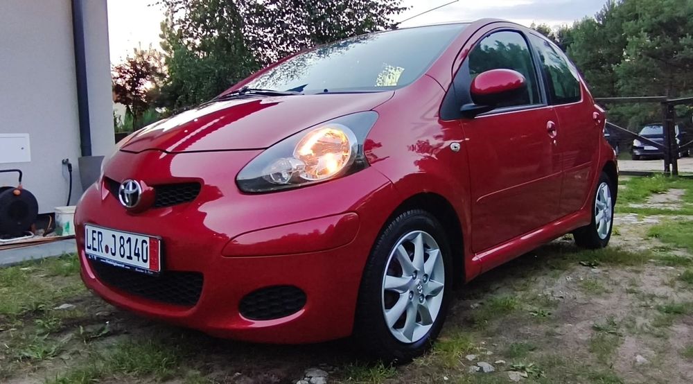 Toyota Aygo Świeżo sprowadzony ładny klima elektryka 2 kpl kół