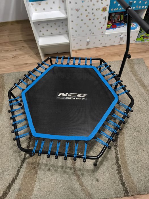 Trampolina fitness z uchwytem