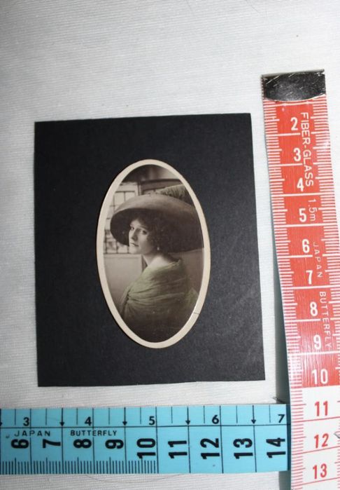 Conjunto de fotografias ovais de 1910