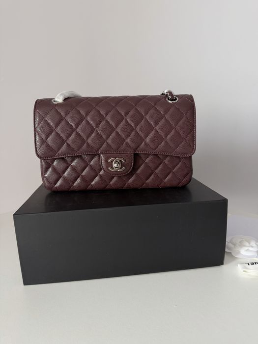 Сумка Chanel Classic Flap 25 см  сумочка