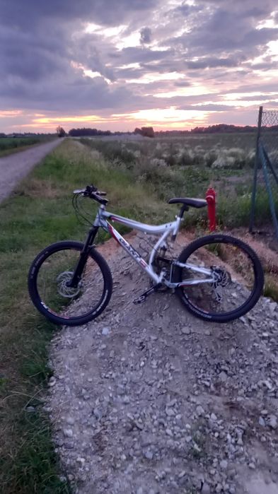 Rower Giant VT aluminiowy