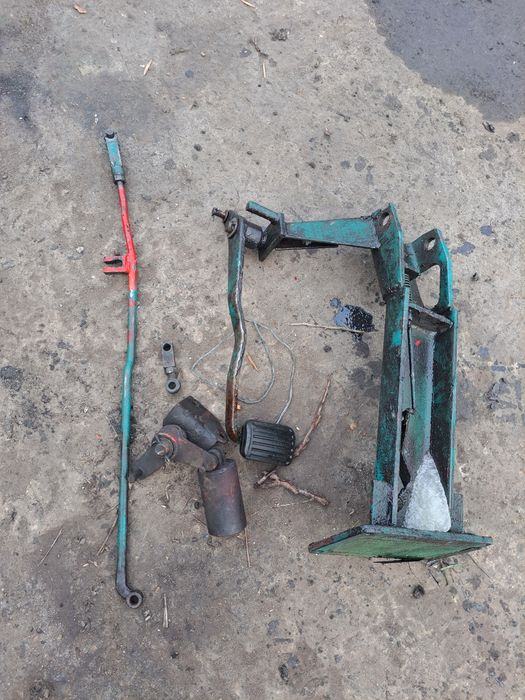 Педаль зчеплення юмз