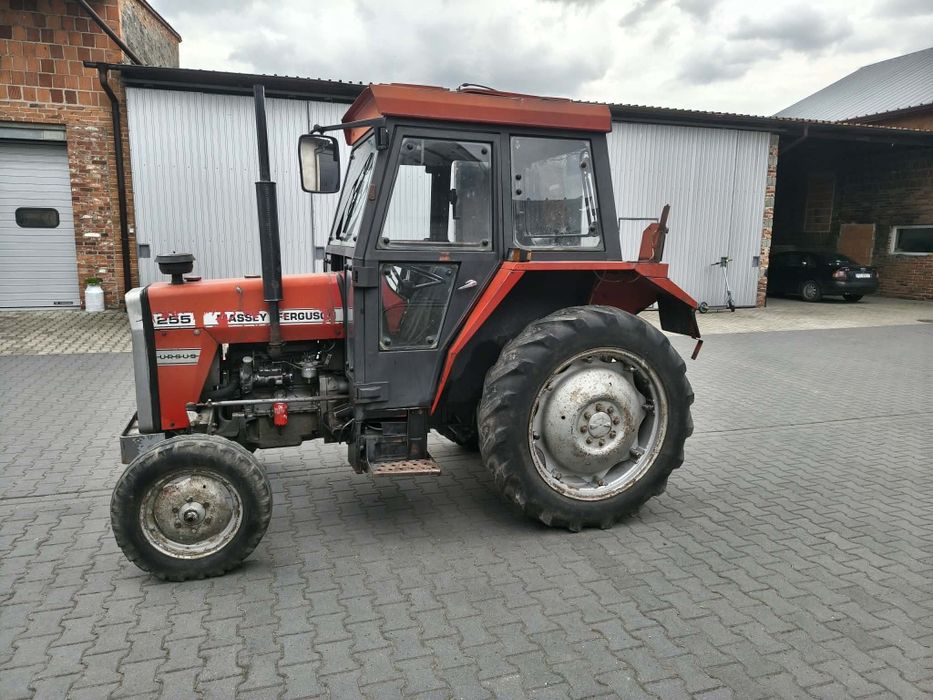 Massey Ferguson MF 255