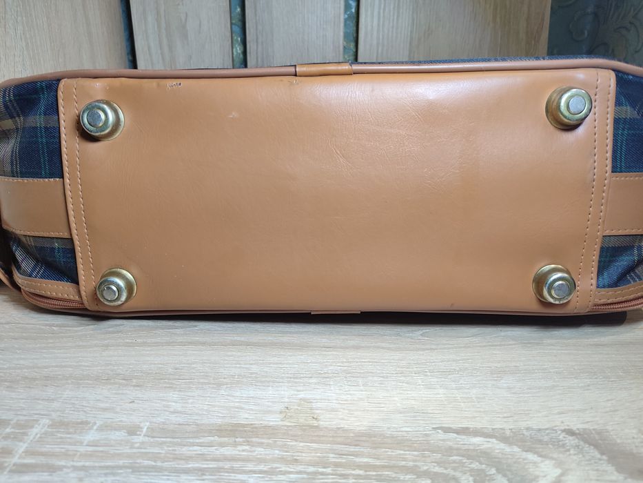 Дорожная сумка в клеточку бренда Stentor