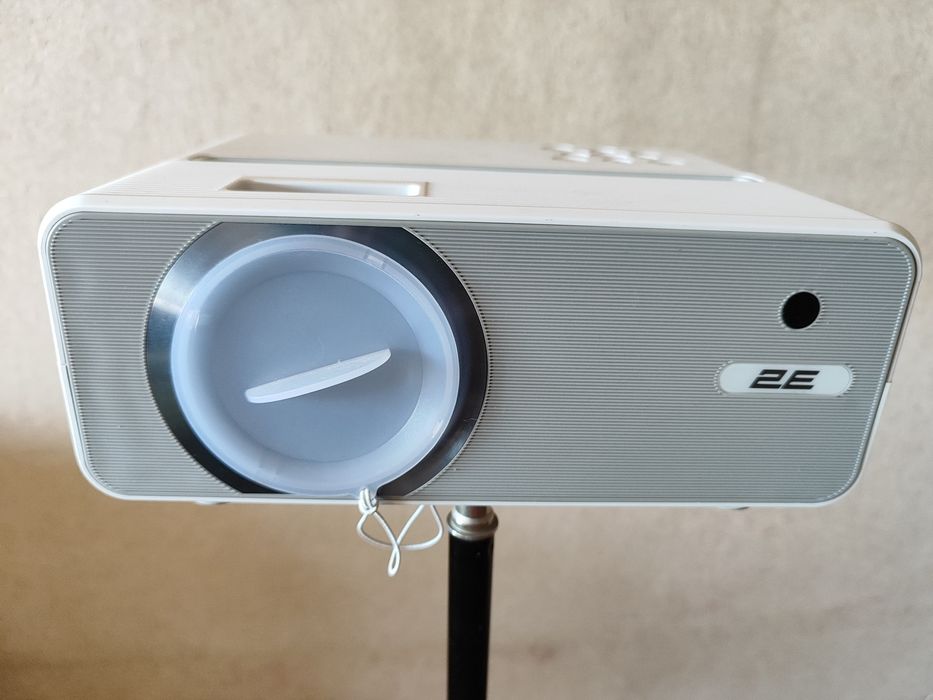 Проєктор 2E Phobos FHD, 200 lm, LED, 1.3, WiFi + Штатив