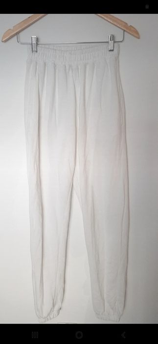 Białe luźne dresy z wysokim stanem high waist Missguided