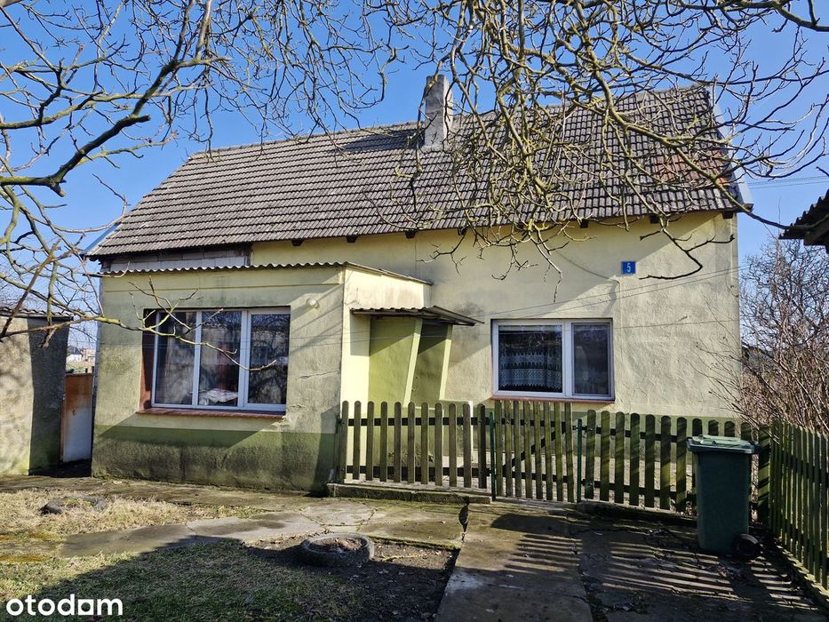 Wolnostojący dom z działką rolną