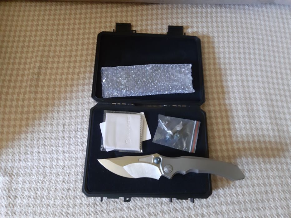 Maxace Sandstorm 2.0 Frame Lock Knife Smooth Titanium (4.6" Satin) M11