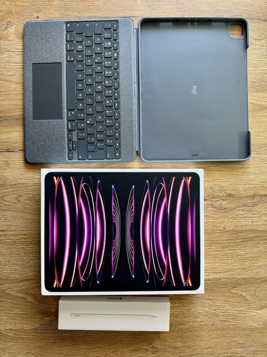 IPad pro M2 12.9 Cellular + pen + keyboard Łąka • OLX.pl