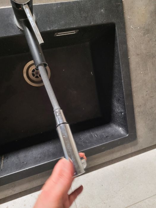 Źlewozmywak  duży z baterią i odpływem