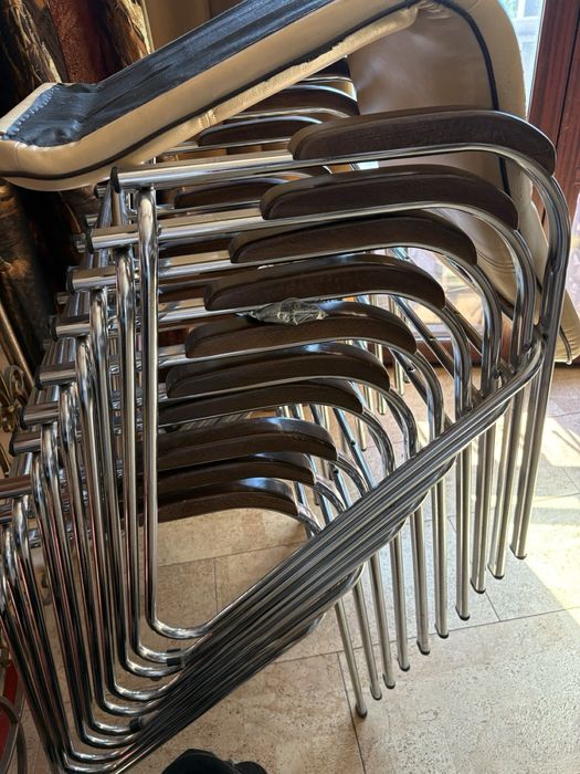 Стілець для відвідувачів