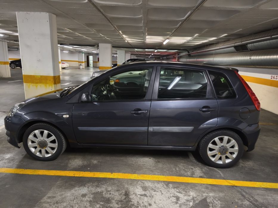 Ford Fiesta 61.500km c/ Ar Condicionado
