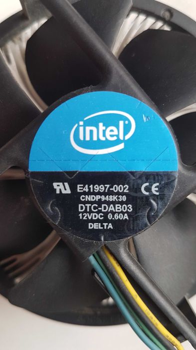 procesor i5 INTEL CORE i5-650 + chłodnica z wentylatorem