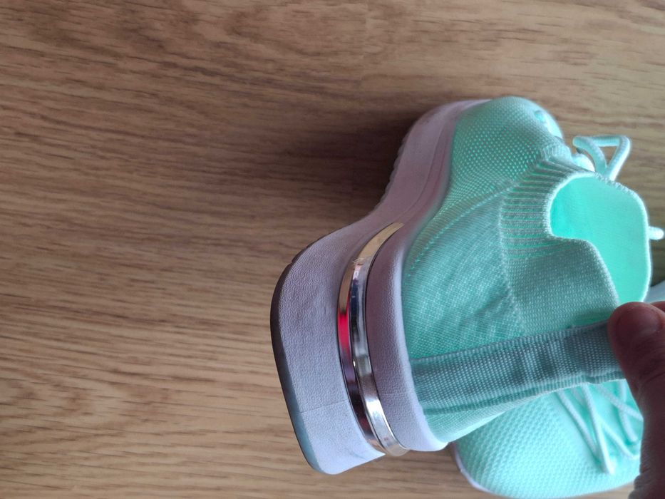 Tênis de corrida da Adidas