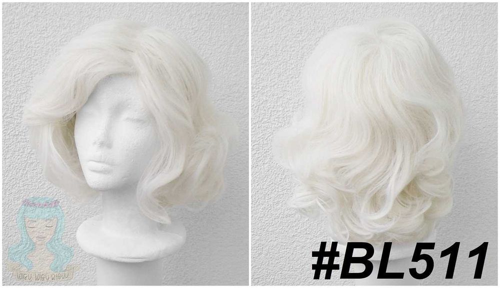 Blond platynowa peruka krótka z przedziałkiem cosplay wig