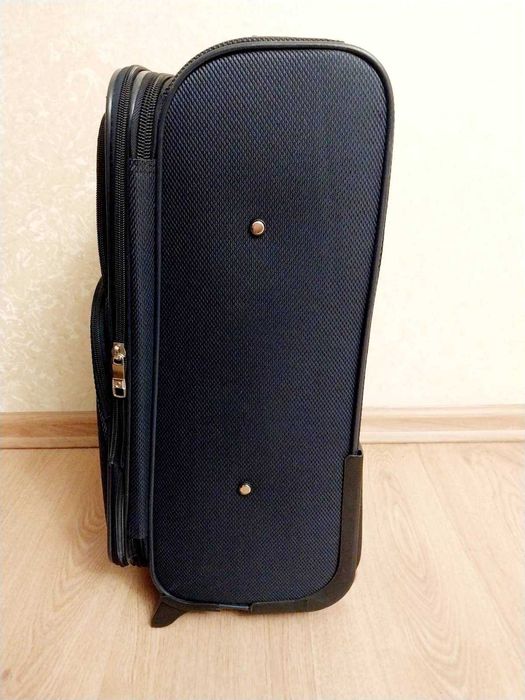Чемодан маленький на колесах тканевый , размер S , ручная кладь