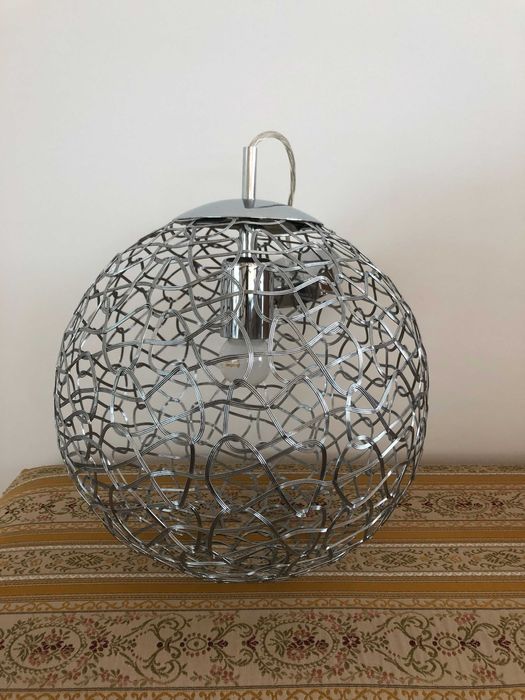 Candeeiro de bola entrançado inox.