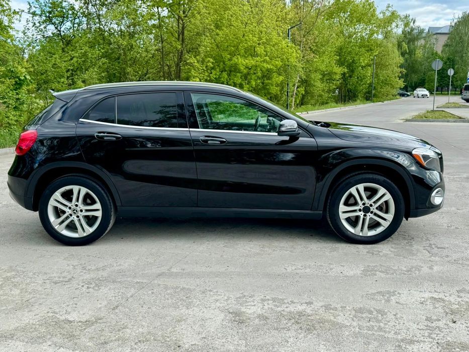 Mercedes Benz GLA 250 IDEAL