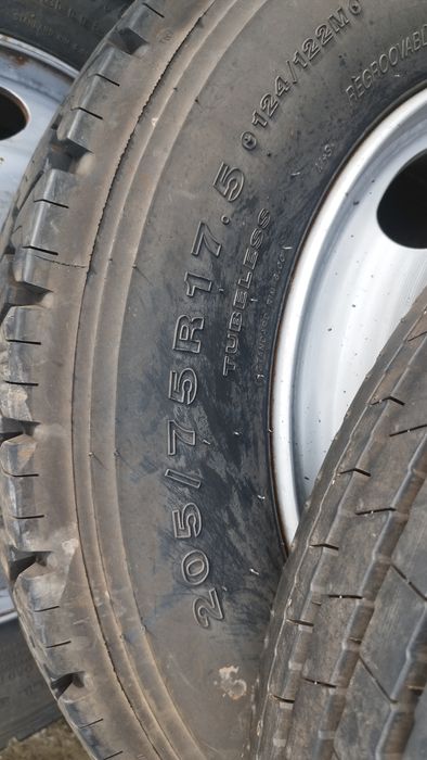 Jantes tublece Toyota Dyna 280