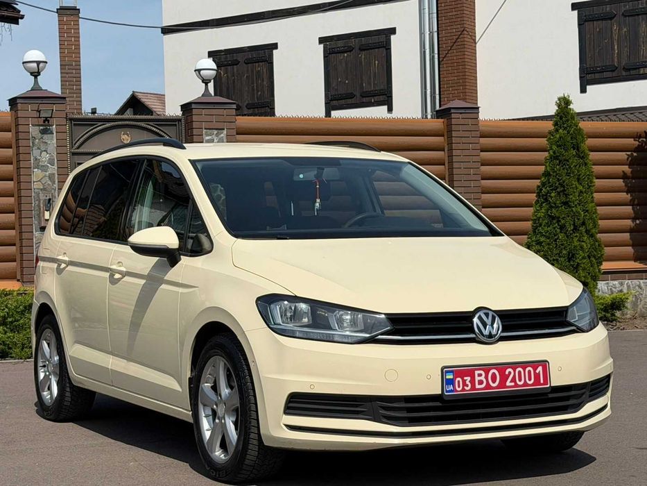 Volkswagen Touran 2016