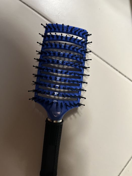 Escova de cabelo nova